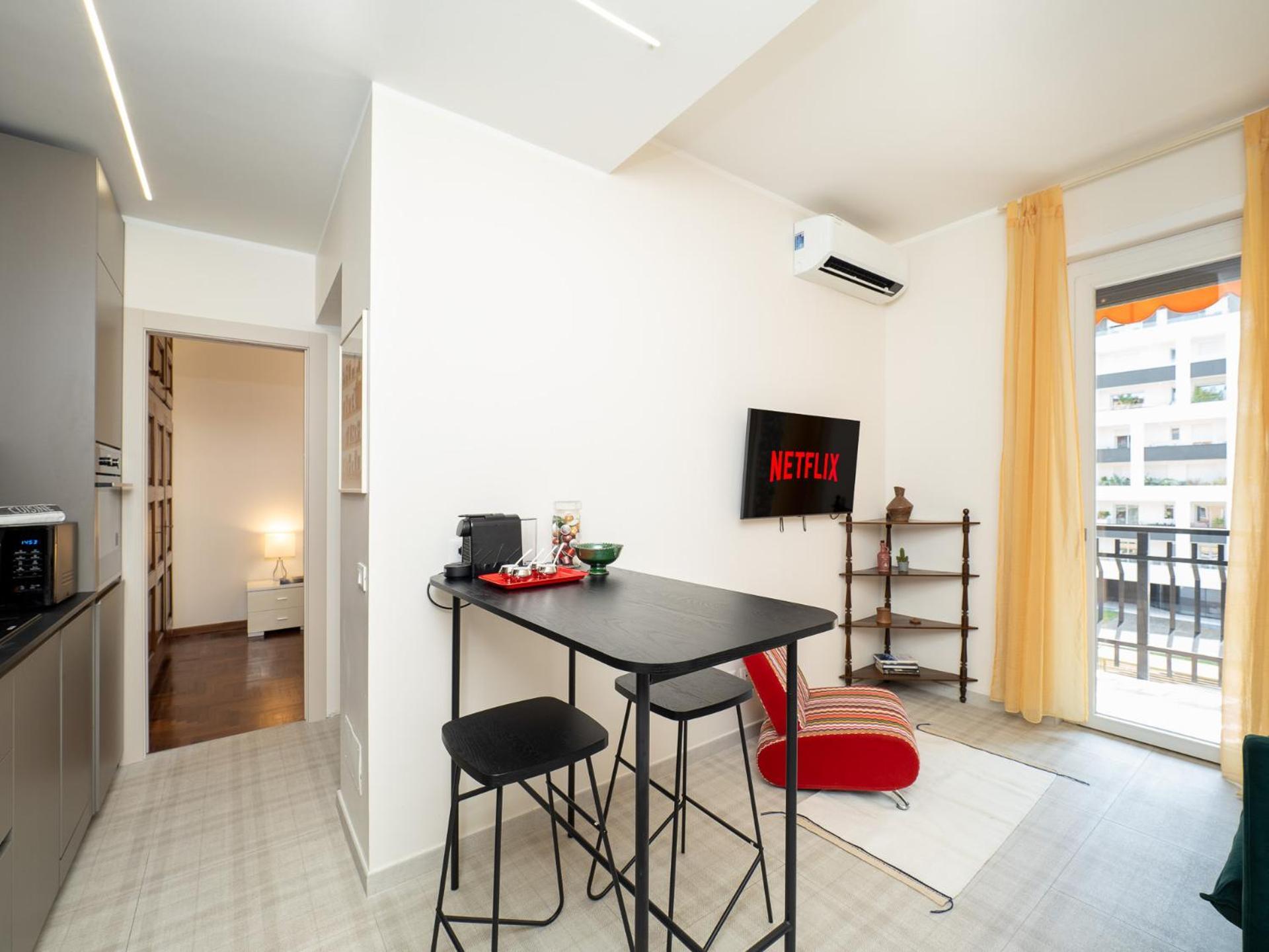 Stylish Flat With Balcony - 15 Min To Duomo Apartment Milan Exterior photo